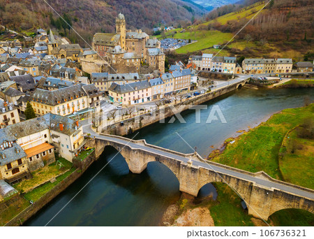 Stone houses of Estaing Stone houses of Estaing 106736321
