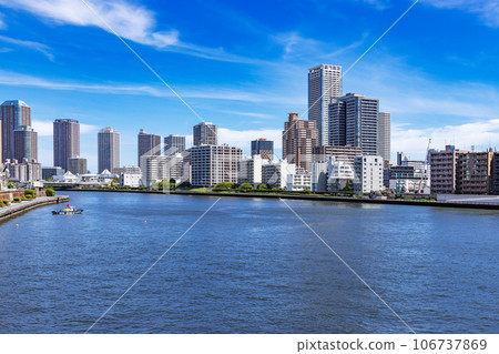 濱水區的城市建築 106737869
