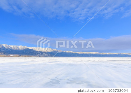 北海道_屈斜路湖結冰的風景 北海道_屈斜路湖結冰的風景 106738094