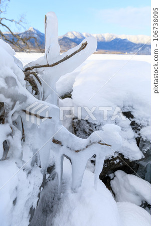 Hokkaido_Frozen Lake Kussharo and landscape of spray ice Hokkaido_Frozen Lake Kussharo and landscape of spray ice 106738095