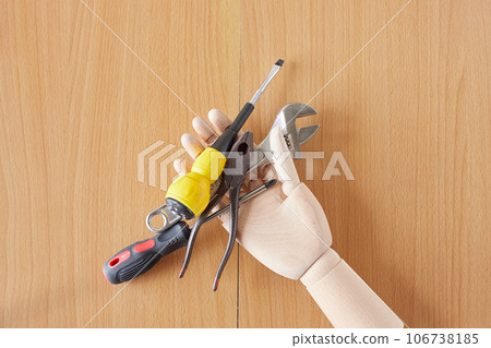 Robot's hand and work tools Robot's hand and work tools 106738185