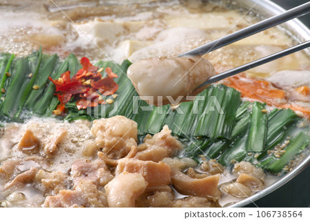 美味的火鍋菜，美味的牛雜火鍋，還有牛雜火鍋的滋滋聲 106738564