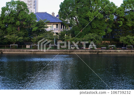 大阪市內的旅遊景點：泉深館、大川 106739232
