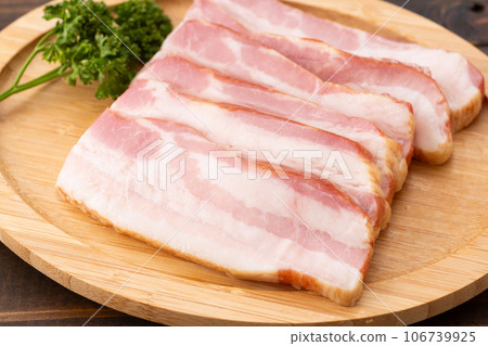 培根牛排 培根牛排 106739925
