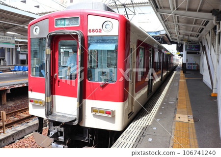 連接南海的近鐵車輛和河內長野站場地 連接南海的近鐵車輛和河內長野站場地 106741240