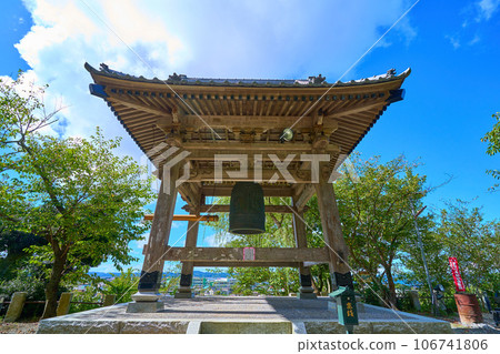 Bell ringing hall of Nagoji Temple in Tateyama City, Chiba Prefecture Bell ringing hall of Nagoji Temple in Tateyama City, Chiba Prefecture 106741806