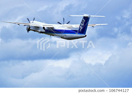 Osaka International Airport ANA Bombardier DHC8-Q400 Propeller Aircraft Takeoff Ready Sky Park Osaka International Airport ANA Bombardier DHC8-Q400 Propeller Aircraft Takeoff Ready Sky Park 106744127