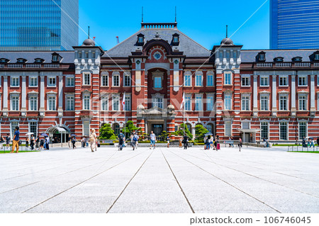 [Tokyo] Tokyo Station blessed with refreshing blue skies 106746045