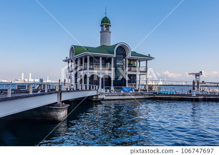 [神奈川的都市風景]橫濱港未來（普卡里碼頭）的風景 106747697