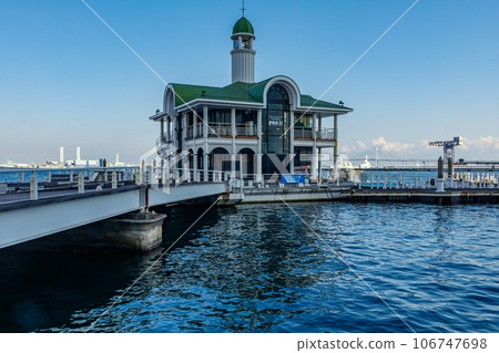 [神奈川的都市風景]橫濱港未來（普卡里碼頭）的風景 106747698