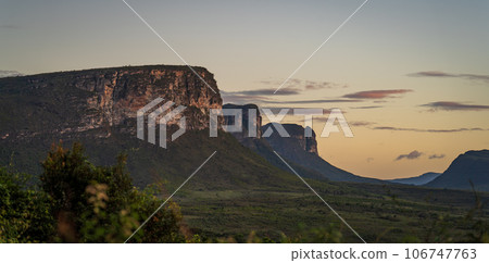 Dusk Descends on Chapada Diamantina Valley with Mountains and Clouds Dusk Descends on Chapada Diamantina Valley with Mountains and Clouds 106747763
