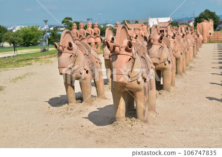 Haniwa on horseback at Imajozuka Tumulus in Takatsuki, Osaka 106747835