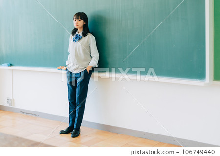 褲子風格的高中女孩 106749440