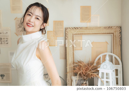 Portrait of a middle-aged woman, beauty, skin care, cosmetics 106750803