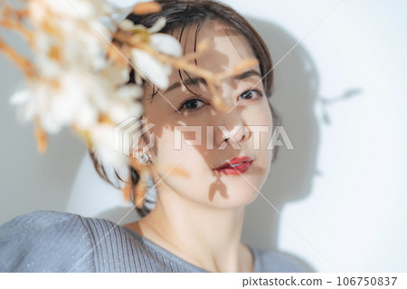 中年婦女肖像、美容、護膚、化妝品 中年婦女肖像、美容、護膚、化妝品 106750837