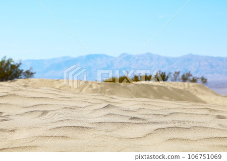 Sand dunes on a hot sunny day in America. Sand dunes on a hot sunny day in America. 106751069