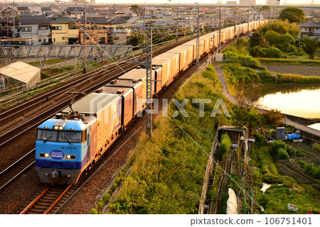 運行於東海道本線的M250系列超級鐵路貨運 運行於東海道本線的M250系列超級鐵路貨運 106751401