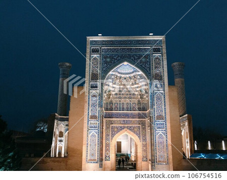 [Uzbekistan] Night view of Amir Timur (Gul Amir) Mausoleum (Samarkand) 106754516