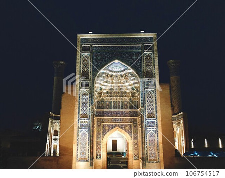 [Uzbekistan] Night view of Amir Timur (Gul Amir) Mausoleum (Samarkand) 106754517