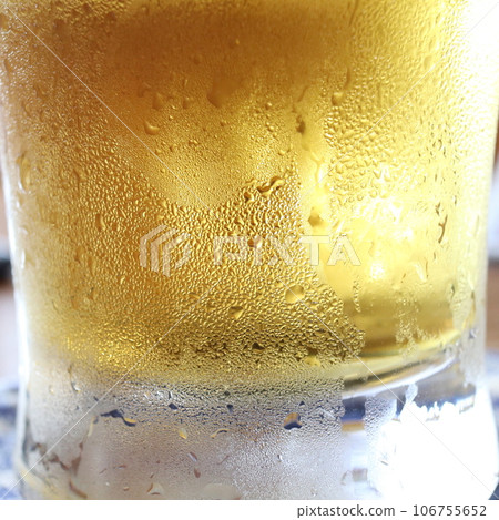 Cold beer Cold beer 106755652