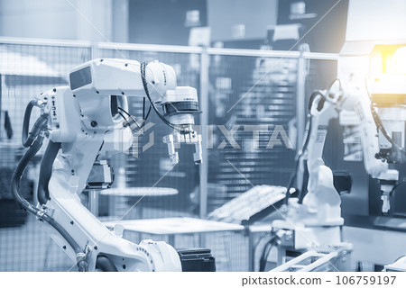 The high technology material handling process by automatic robotic system. The high technology material handling process by automatic robotic system. 106759197