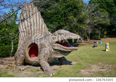 Tokoyama Park playground equipment Tokoyama Park playground equipment 106763005