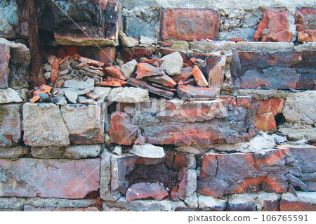 Texture of an old stone with a crack. Grunge brick texture. 106765591