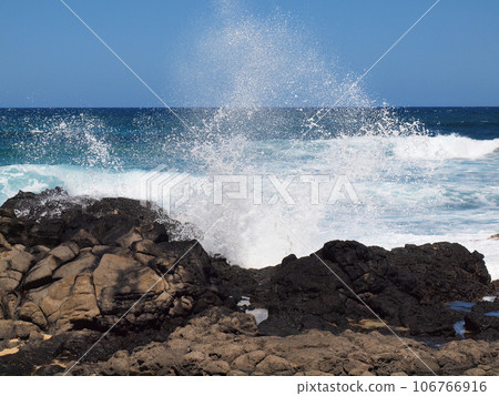 Wave crash and burst into the air at Makapuu Wave crash and burst into the air at Makapuu 106766916