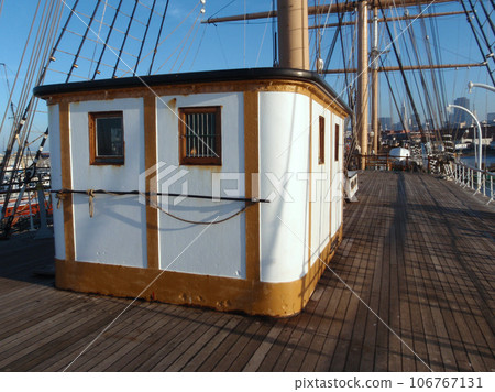 Deck of the C.A Thayer in San Francisco Maritime National Historical Park 106767131