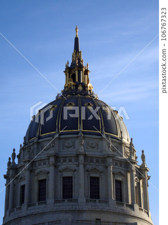 Dome of San Francisco City Hall 106767323