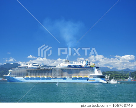 Large cruise ship Spectrum of the Seas enters Shimizu, Shizuoka Prefecture in August 106768749