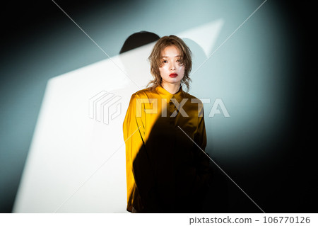female, females, woman 106770126