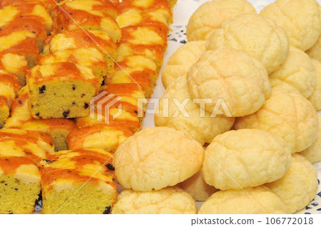 All you can eat bread All you can eat bread 106772018