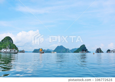 Halong Bay of Vietnam blue sky 106772628