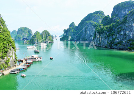Halong Bay of Vietnam blue sky 106772631