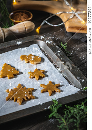 Raw dough for christmas cookies 106772964