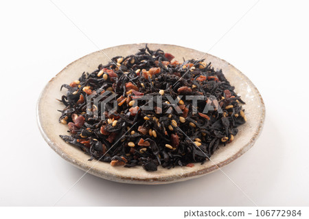 Plum hijiki soft furikake 106772984