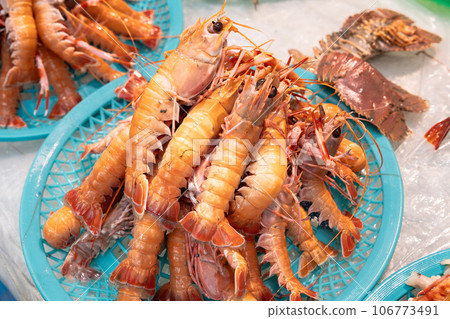Seafood shrimp sold at Seogwipo Olle Market, Jeju Island, South Korea 106773491