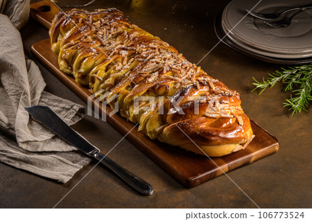 Christmas braided cinnamon cake Christmas braided cinnamon cake 106773524