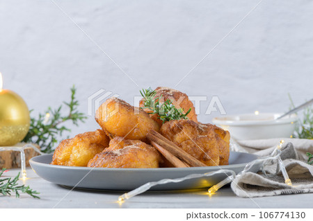 Traditional portuguese Christmas sweets Sonhos Traditional portuguese Christmas sweets Sonhos 106774130