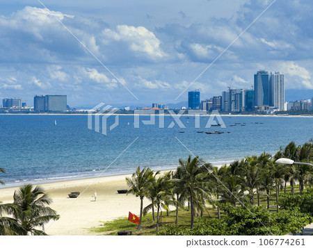 My Khe Beach with blue sea in Da Nang, Vietnam / Da Nang, Vietnam 106774261