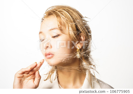 一個很酷的職業女性的肖像 一個很酷的職業女性的肖像 106775905