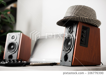 workstation in the office 106776390