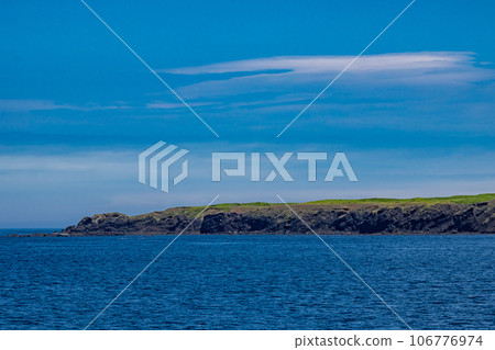Shiretoko Peninsula seen from the sea side 106776974