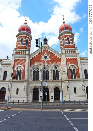 Great synagogue in Plzen, Czech Republic 106777091