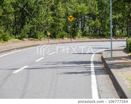 福井縣道149號線大富中津海線。位於福井縣大井郡高濱町。 福井縣道149號線大富中津海線。位於福井縣大井郡高濱町。 106777264