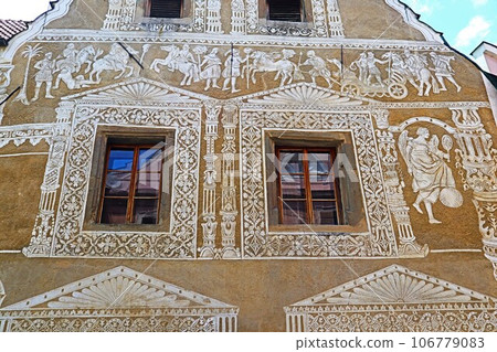 捷克共和國塔博爾老城的裝飾牆 捷克共和國塔博爾老城的裝飾牆 106779083