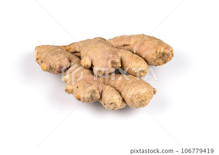 fresh ginger on white background 106779419