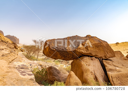 Jabal Ikma(沙特阿拉伯,歐拉) Jabal Ikma(沙特阿拉伯,歐拉) 106780728