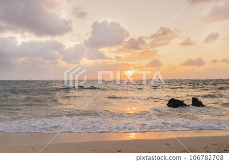 Miyakojima sea and sunset view Miyakojima sea and sunset view 106782708